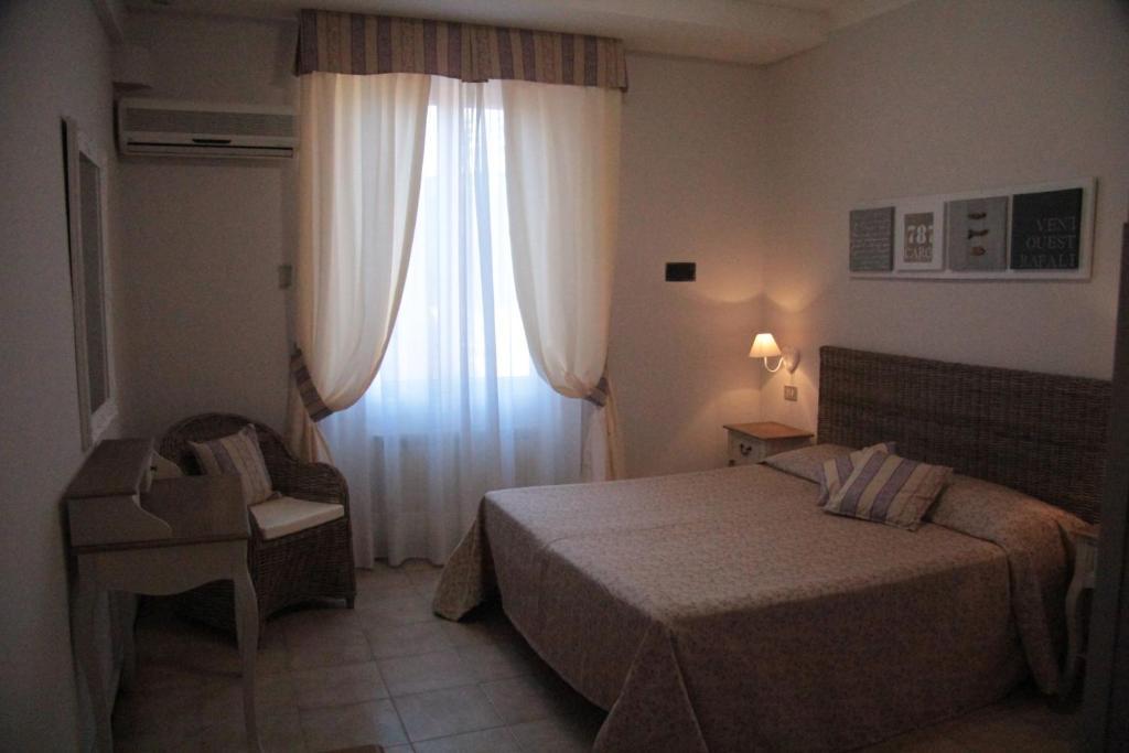Hotel Bel Sit Alassio Exteriör bild