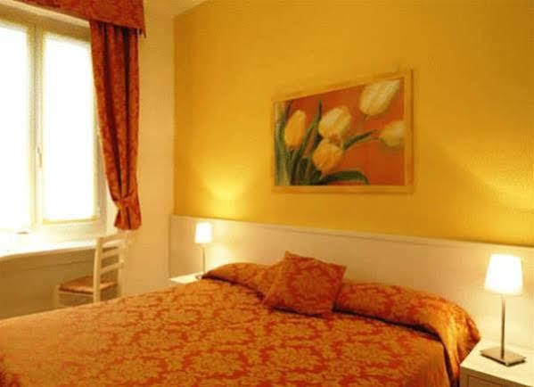 Hotel Bel Sit Alassio Exteriör bild